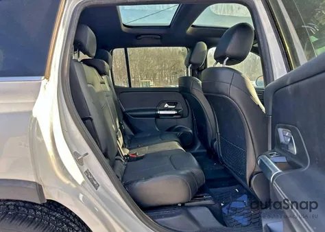 2021 Mercedes-Benz Glb 250 4Matic z USA, uszkodzony, nr VIN W1N4M4HB8MW112088